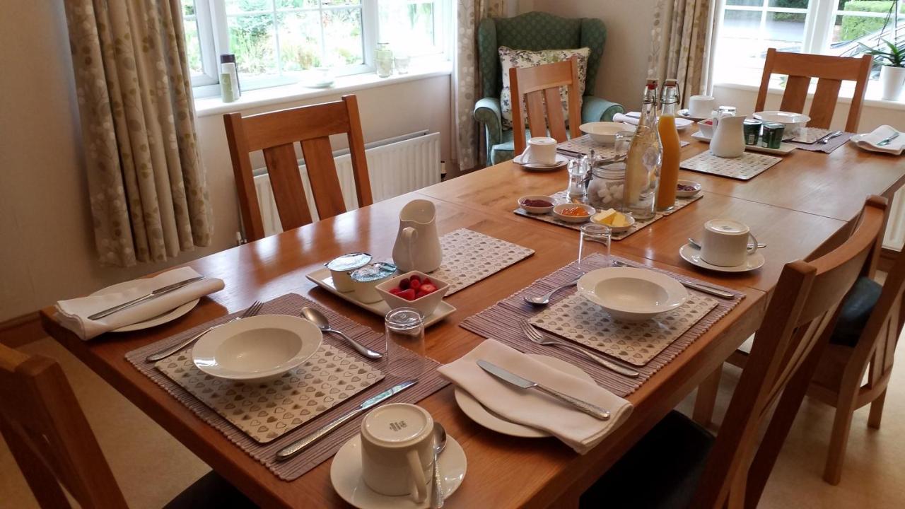 Bed and Breakfast Ha'Penny Acre Sherfield English Экстерьер фото