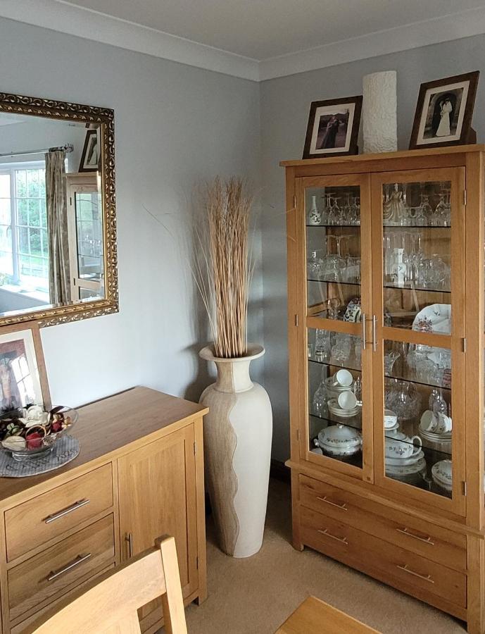 Bed and Breakfast Ha'Penny Acre Sherfield English Экстерьер фото