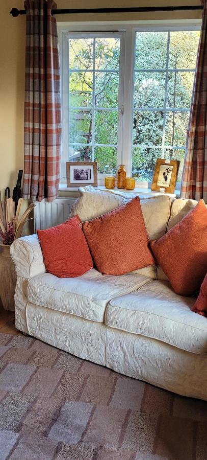 Bed and Breakfast Ha'Penny Acre Sherfield English Экстерьер фото