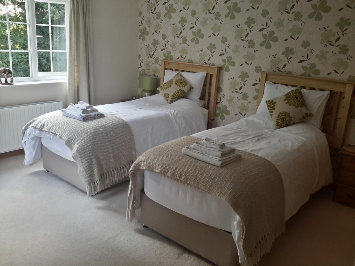 Bed and Breakfast Ha'Penny Acre Sherfield English Экстерьер фото